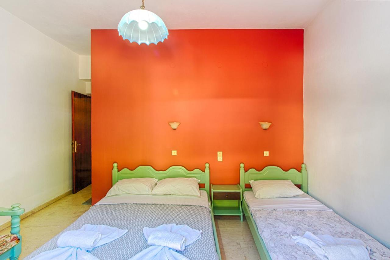 Sideris Lambros Apartment *